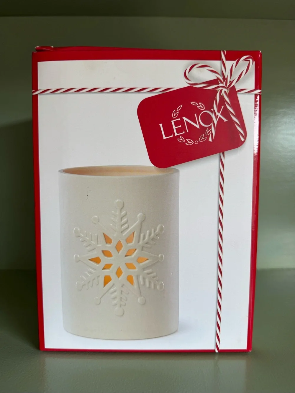 Lenox porcelain snowflake votive candle holder Christmas decor